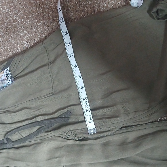 NWT Rewash Olive Green Jogger Pants Tilly Size Medium - Picture 16 of 16